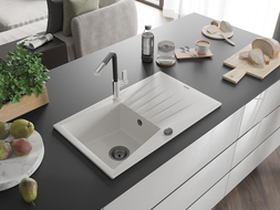 Mexen Cesar granitový drez 1-komorový s odkvapkávačom a kuchynskou batériou Flora, biely - 6514-20-670401-07-B