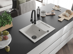 Mexen Enzo granitový drez s 1-komorou s odkvapkávačom a kuchynskou batériou Elia, biely - 6506-20-670101-70