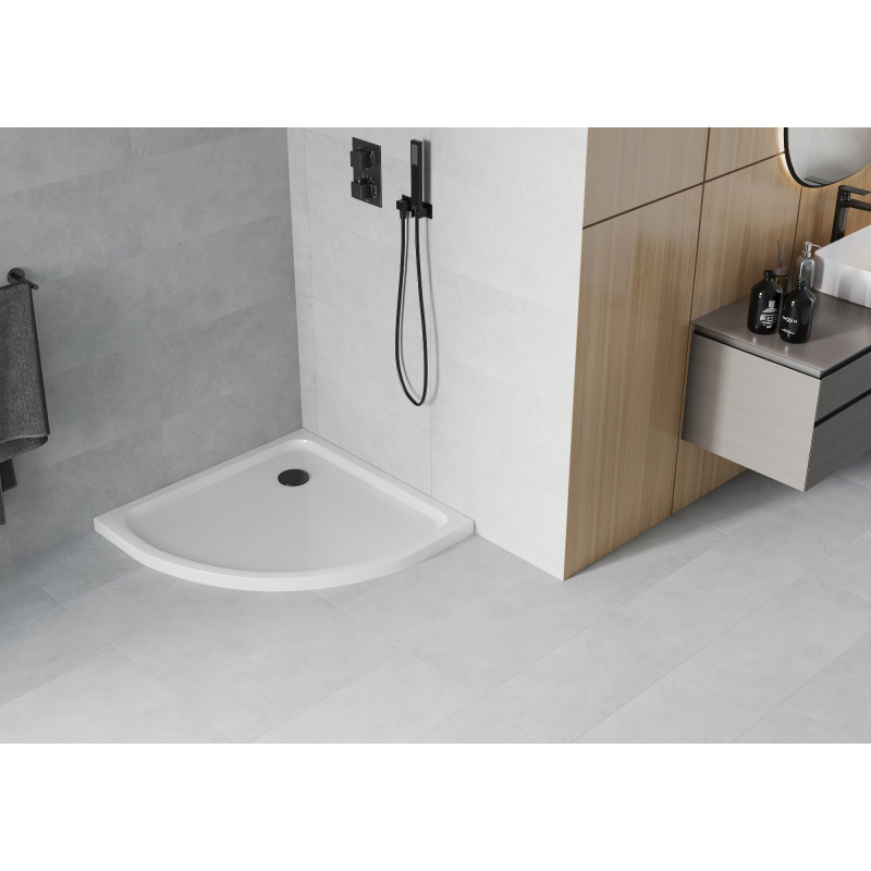 Mexen Flat polkruhový sprchový kút slim 90 x 90 cm, biely, čierny sifón - 41109090B