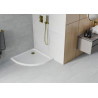 Mexen Flat polkruhový sprchový kút slim 100 x 100 cm, biely, sifón zlatý - 41101010G