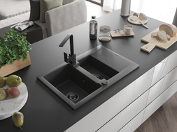 Mexen Gaspar granitový drez s 1,5 komorou s odkvapkávačom a kuchynskou batériou Rita, čierny s fŕkancami